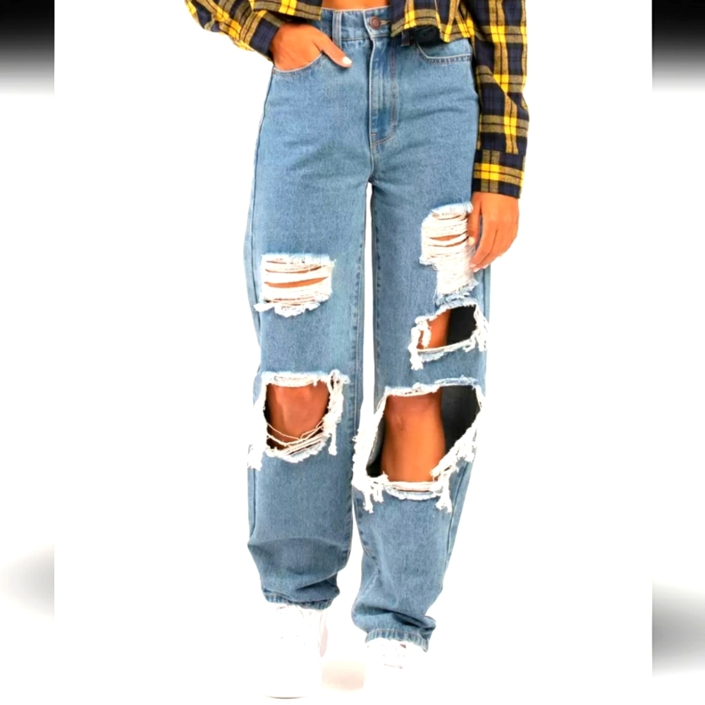 RSQ Baggy Jeans. Classic wash denim with no stretch. 5-pocket styling. Size 29